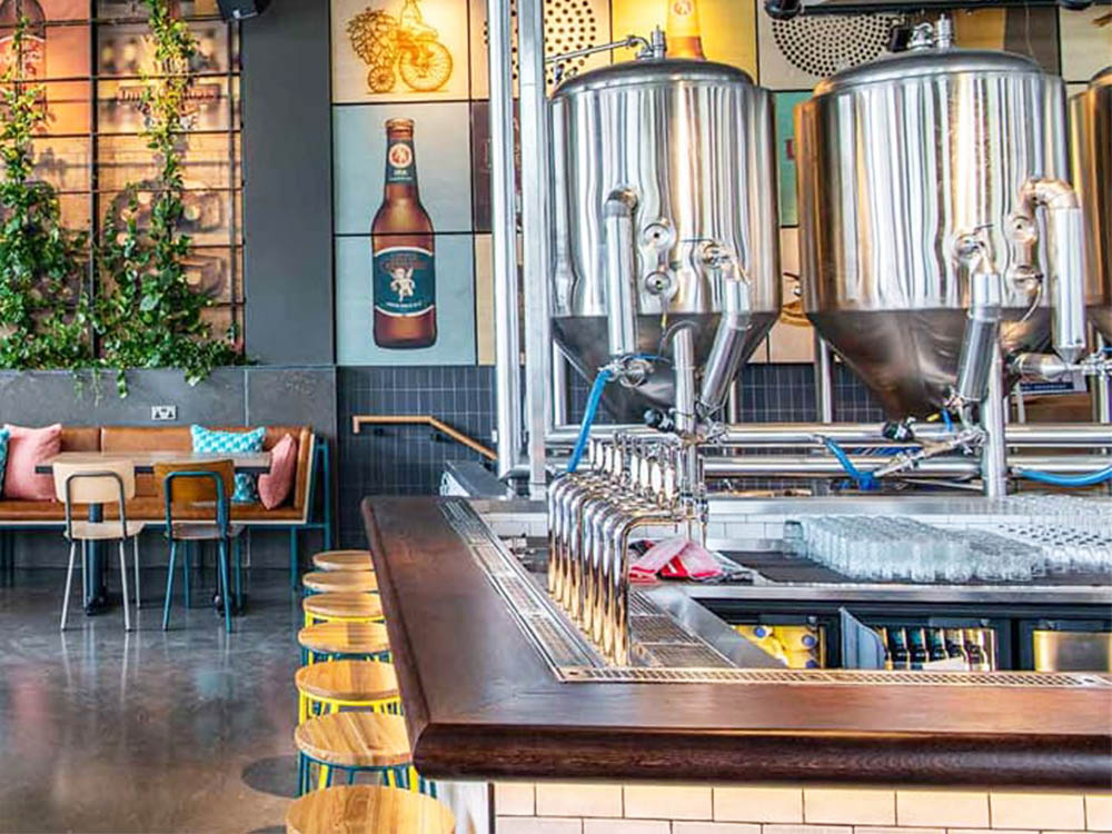 <b>Quels facteurs doivent être pris en compte lors de l'achat d'un équipement de brassage de bar ?</b>